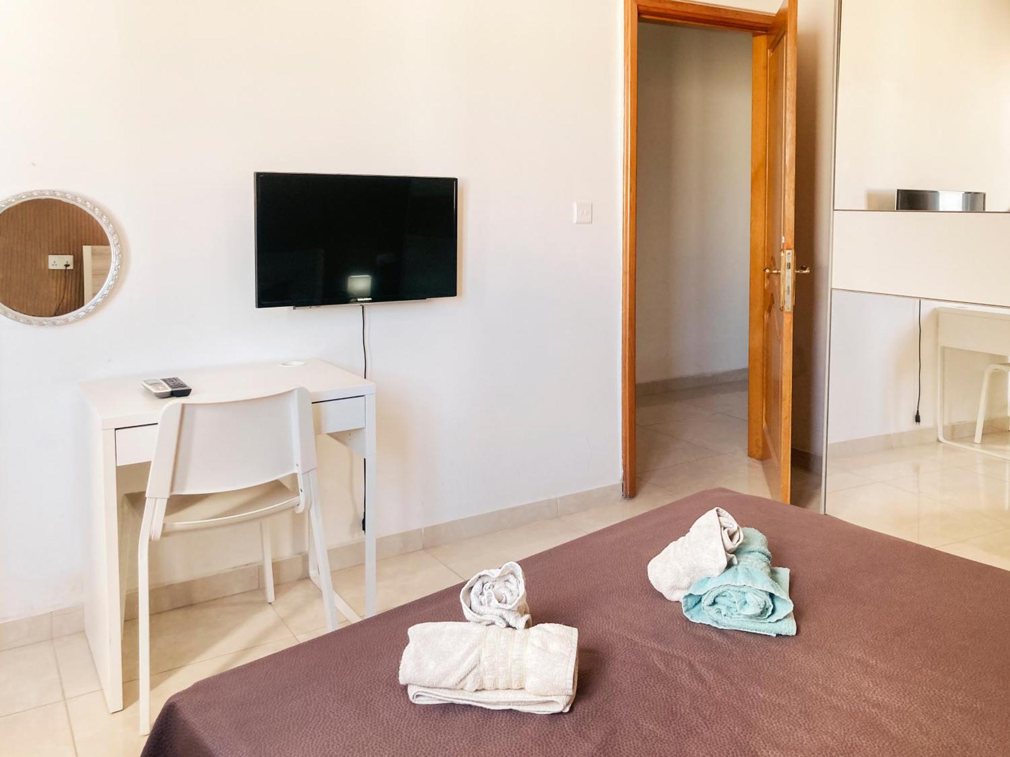 Xl Central Home - Sleeps 10 People Pietà Eksteriør bilde